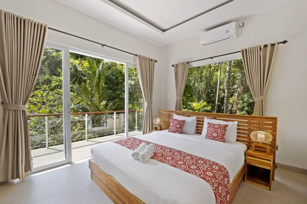 New 4 Bedroom Villa Surrounded By Jungle And Ricefields Ubud Eksteriør billede